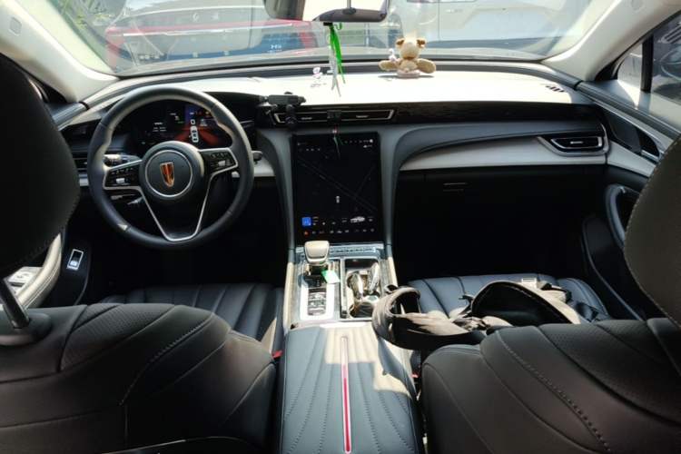 Used Hongqi H5 PHEV 2025 130 Super Hybrid Version Center Console