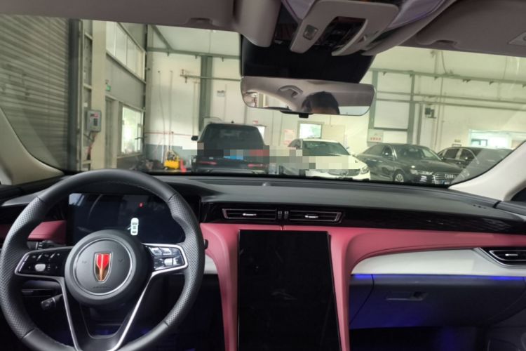 Used Hongqi H5 PHEV 2025 170 Super Hybrid Version Center Console