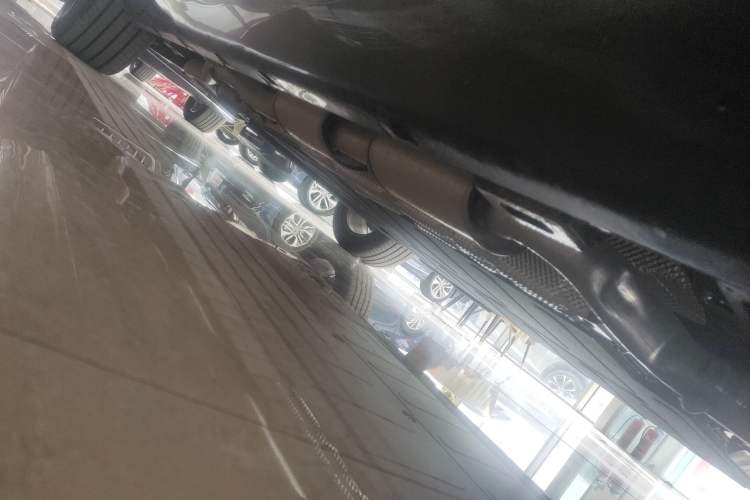 Used Hongqi H5 PHEV 2025 170 Super Hybrid Version Chassis Front Right
