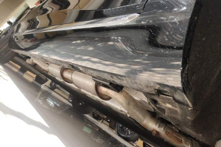 Used Hongqi H5 PHEV 2025 170 Super Hybrid Version Chassis Front Right