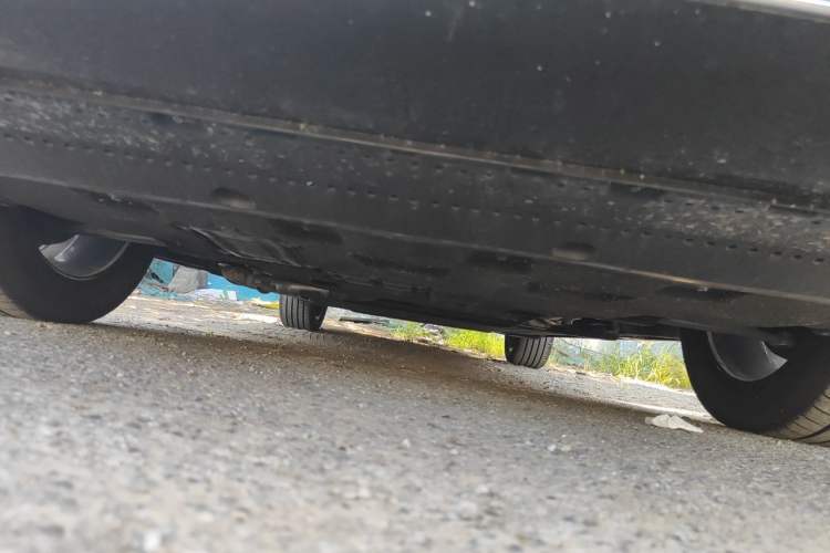 Used Hongqi H5 PHEV 2025 170 Super Hybrid Version Chassis Front
