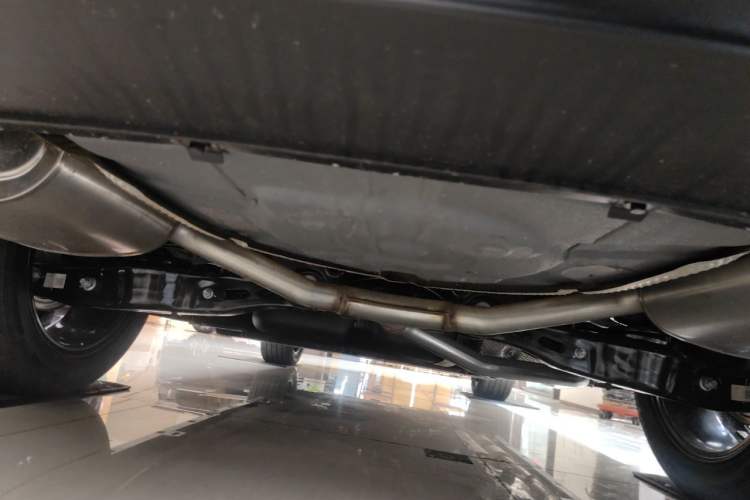 Used Hongqi H5 PHEV 2025 170 Super Hybrid Version Chassis Rear