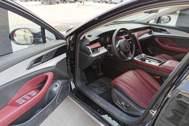 Used Hongqi H5 PHEV 2025 130 Super Hybrid Version Driver Seat