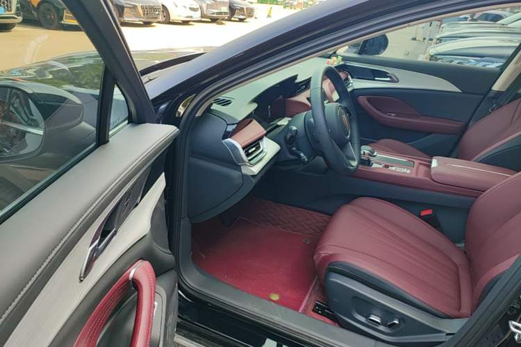 Used Hongqi H5 PHEV 2025 130 Super Hybrid Version Driver Seat