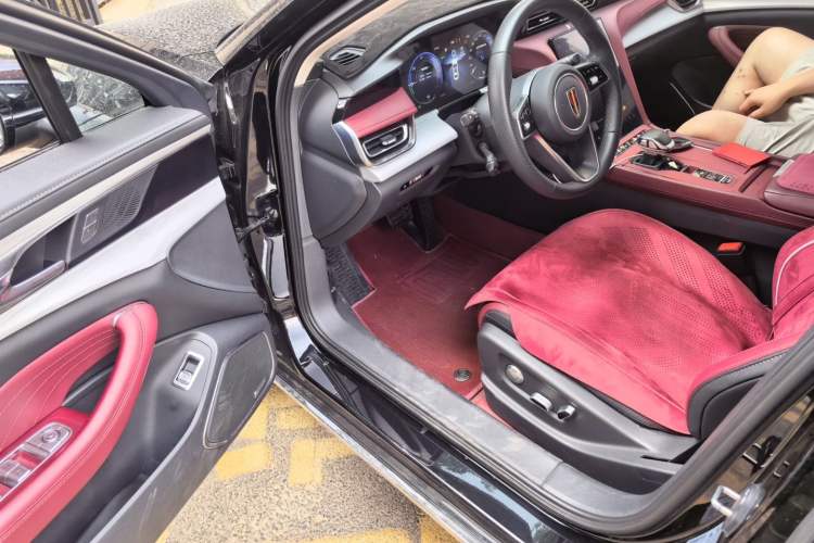 Used Hongqi H5 PHEV 2025 170 Super Hybrid Version Driver Seat
