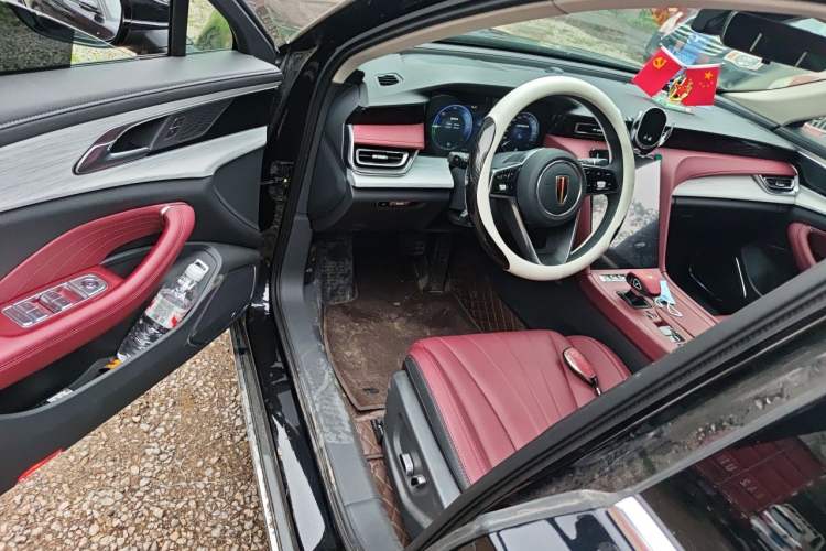 Used Hongqi H5 PHEV 2025 130 Super Hybrid Version Driver Seat
