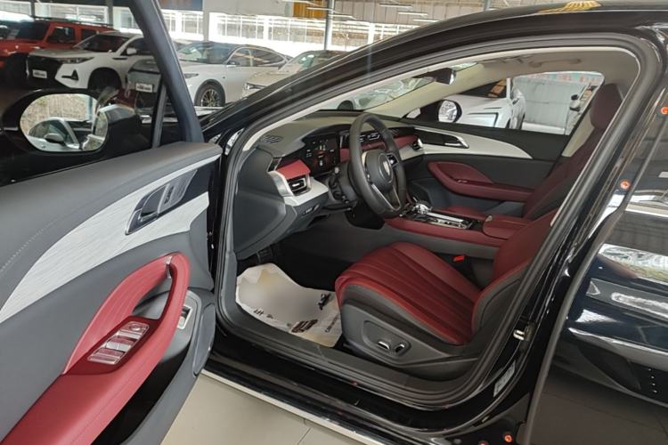 Used Hongqi H5 PHEV 2025 130 Super Hybrid Version Driver Seat