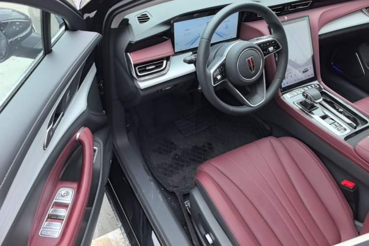 Used Hongqi H5 PHEV 2025 130 Super Hybrid Version Driver Seat