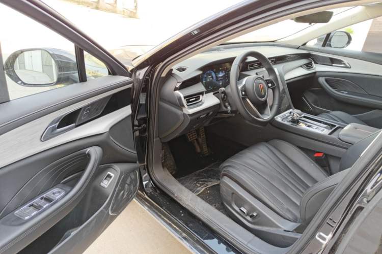 Used Hongqi H5 PHEV 2025 130 Super Hybrid Version Driver Seat