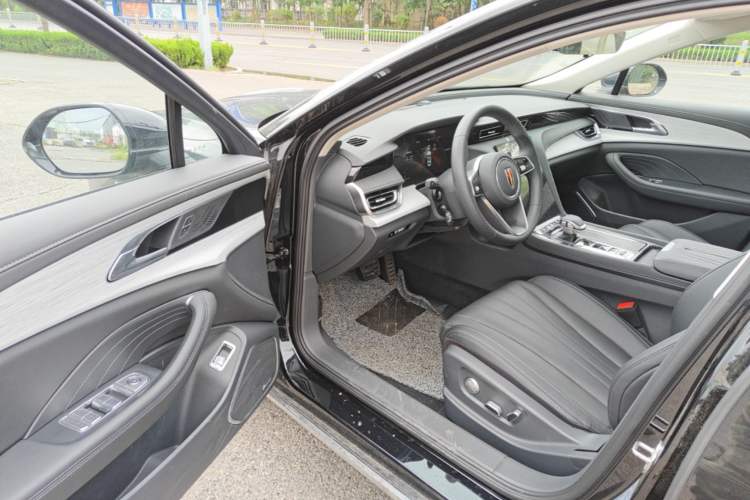 Used Hongqi H5 PHEV 2025 170 Super Hybrid Version Driver Seat
