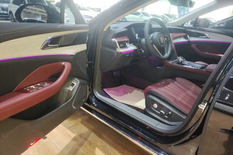 Used Hongqi H5 PHEV 2025 170 Super Hybrid Version Driver Seat