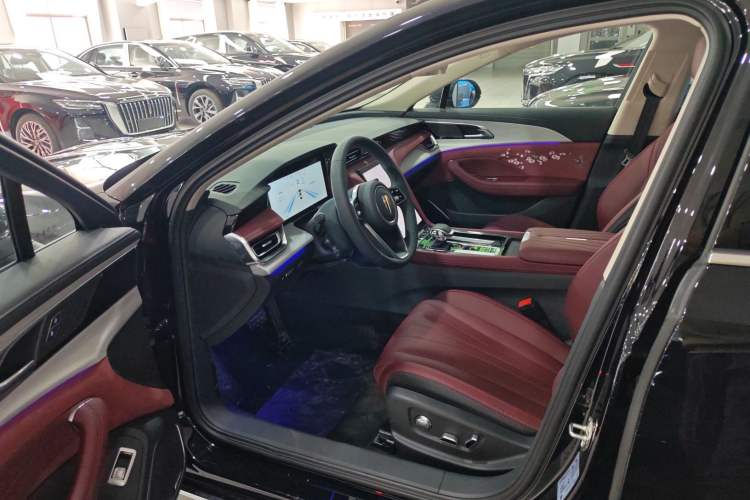 Used Hongqi H5 PHEV 2025 170 Super Hybrid Version Driver Seat