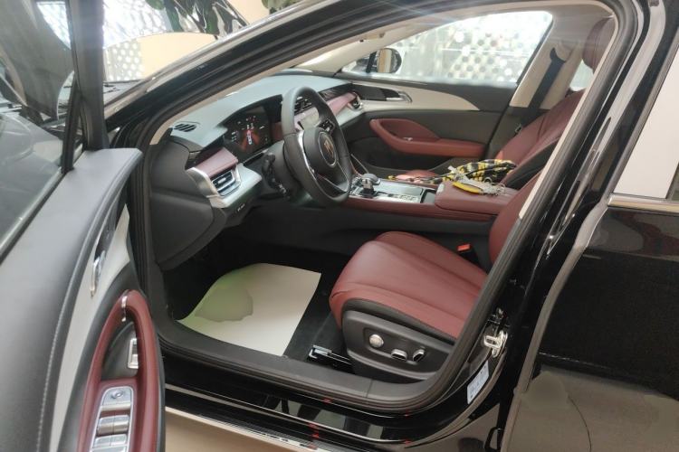 Used Hongqi H5 PHEV 2025 170 Super Hybrid Version Driver Seat