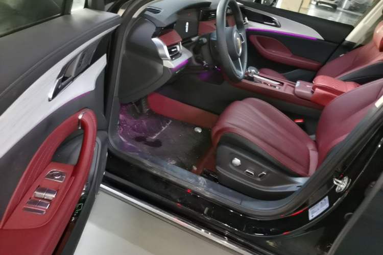 Used Hongqi H5 PHEV 2025 170 Super Hybrid Version Driver Seat