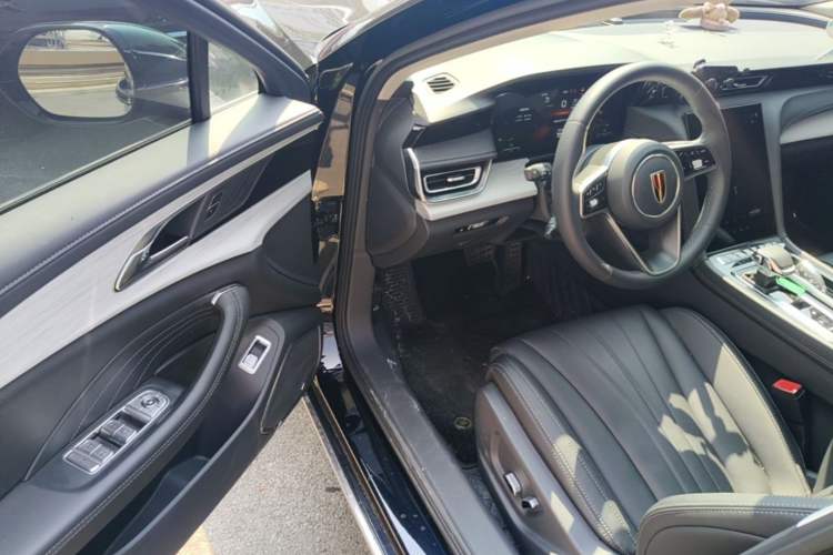 Used Hongqi H5 PHEV 2025 130 Super Hybrid Version Driver Seat