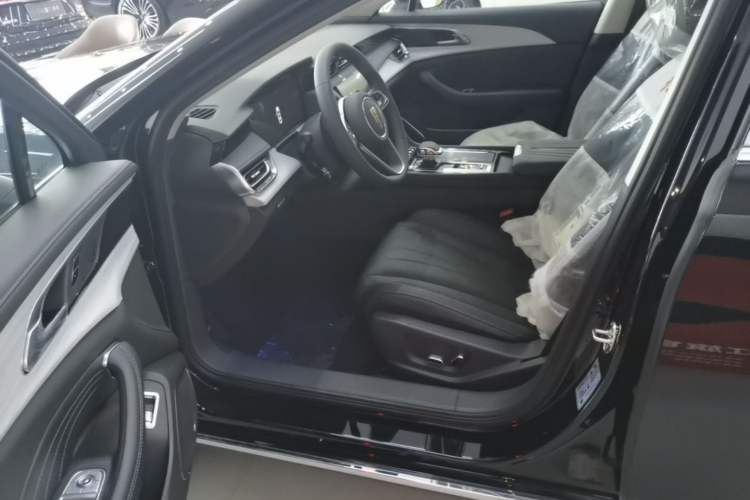 Used Hongqi H5 PHEV 2025 130 Super Hybrid Version Driver Seat