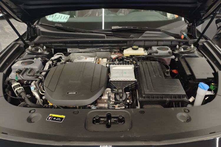 Used Hongqi H5 PHEV 2025 130 Super Hybrid Version Engine Bay