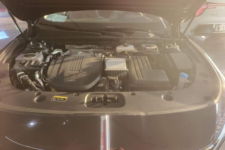 Used Hongqi H5 PHEV 2025 130 Super Hybrid Version Engine Bay