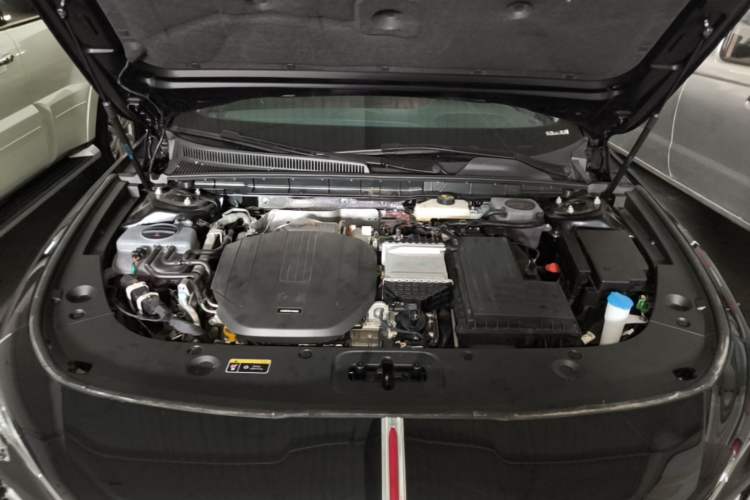 Used Hongqi H5 PHEV 2025 170 Super Hybrid Version Engine Bay
