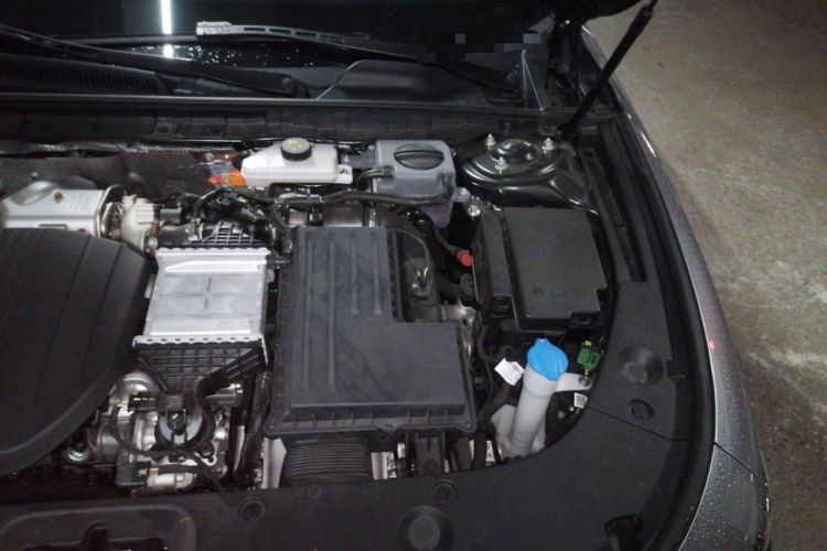 Used Hongqi H5 PHEV 2025 170 Super Hybrid Version Engine Bay Left