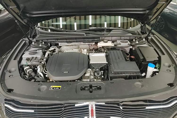 Used Hongqi H5 PHEV 2025 170 Super Hybrid Version Engine Bay