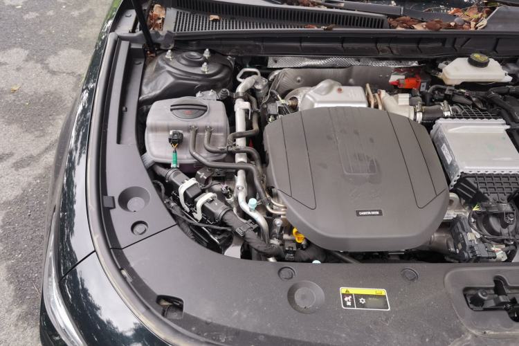 Used Hongqi H5 PHEV 2025 170 Super Hybrid Version Engine Bay Right