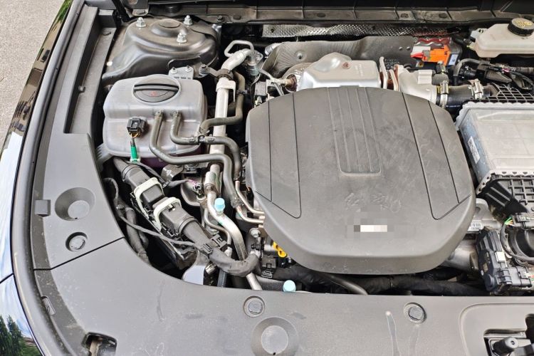 Used Hongqi H5 PHEV 2025 170 Super Hybrid Version Engine Bay Right