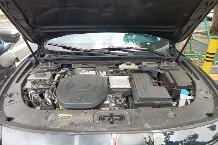 Used Hongqi H5 PHEV 2025 170 Super Hybrid Version Engine Bay