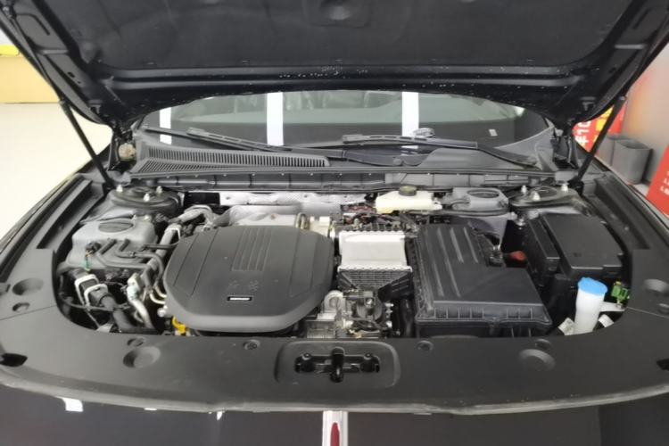 Used Hongqi H5 PHEV 2025 130 Super Hybrid Version Engine Bay