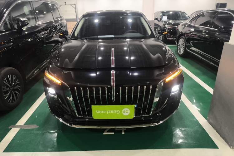 Used Hongqi H5 PHEV 2025 130 Super Hybrid Version Exterior 1