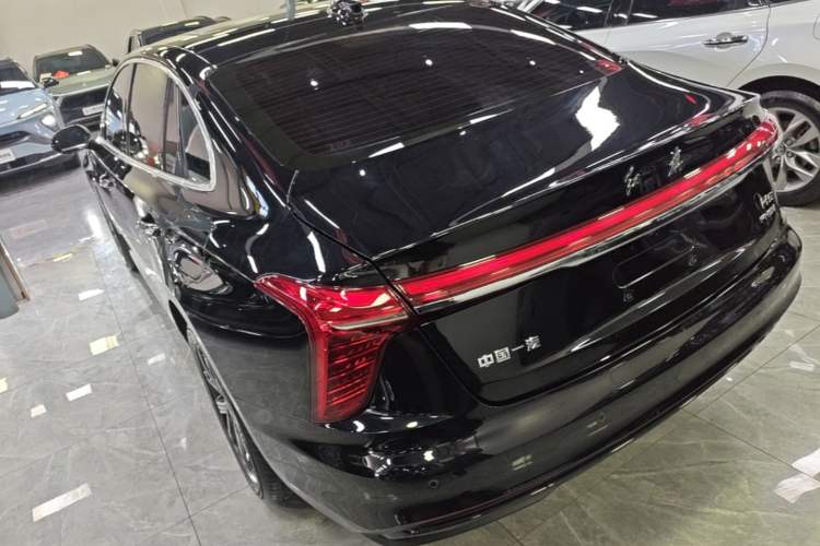 Used Hongqi H5 PHEV 2025 130 Super Hybrid Version Exterior 2
