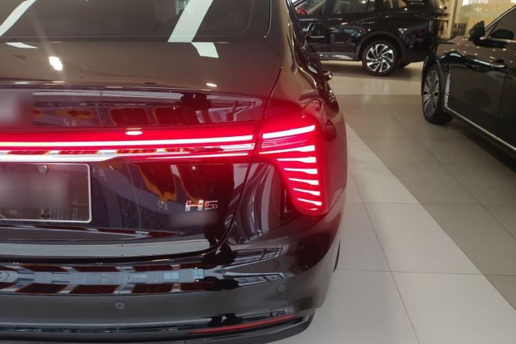 Used Hongqi H5 PHEV 2025 170 Super Hybrid Version Exterior 3