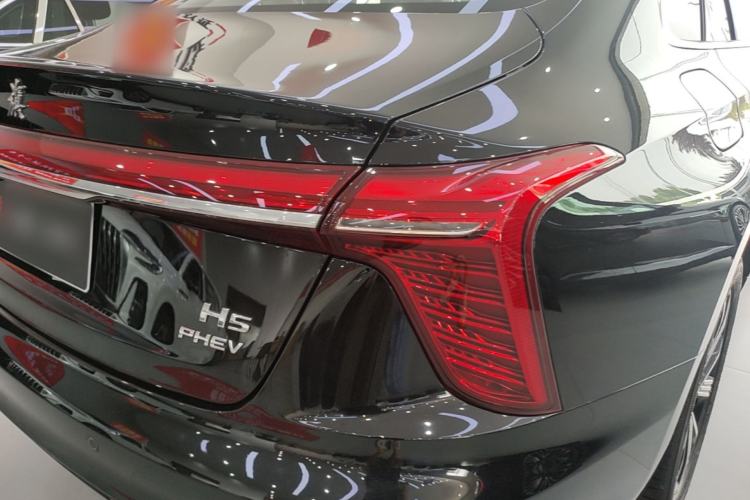 Used Hongqi H5 PHEV 2025 130 Super Hybrid Version Exterior 3