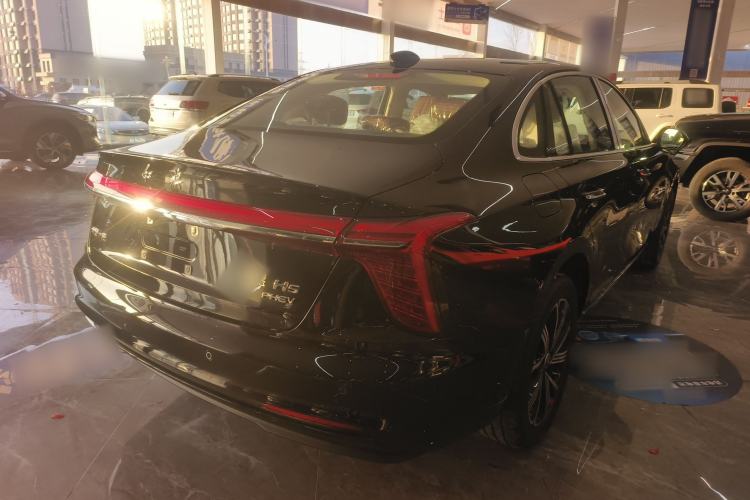 Used Hongqi H5 PHEV 2025 130 Super Hybrid Version Exterior 3
