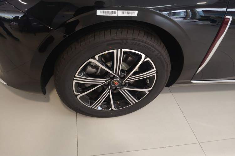 Used Hongqi H5 PHEV 2025 170 Super Hybrid Version Exterior 4