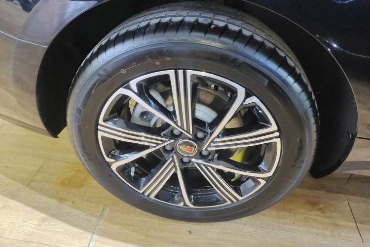 Used Hongqi H5 PHEV 2025 170 Super Hybrid Version Exterior 5