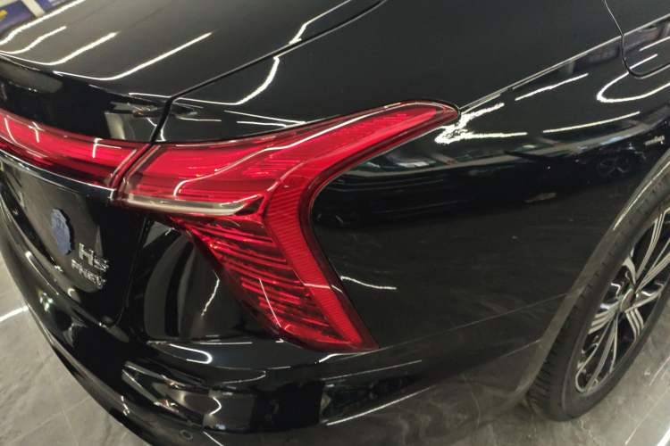 Used Hongqi H5 PHEV 2025 130 Super Hybrid Version Exterior 6