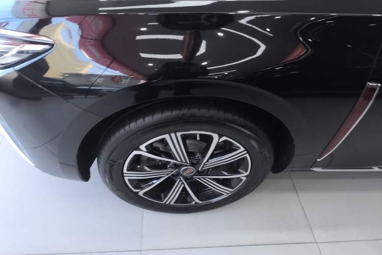 Used Hongqi H5 PHEV 2025 130 Super Hybrid Version Exterior 7
