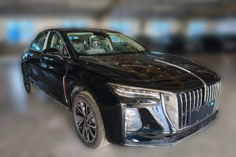 Used Hongqi H5 PHEV 2025 130 Super Hybrid Version Front Right 45 Deg