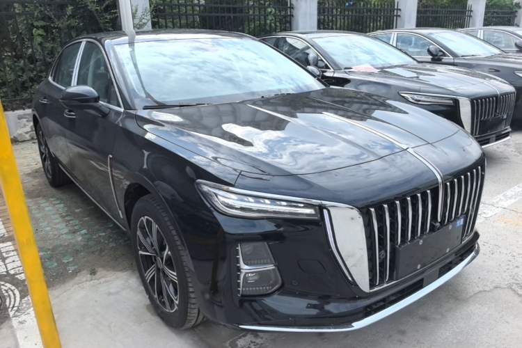 Used Hongqi H5 PHEV 2025 130 Super Hybrid Version Front Right 45 Deg
