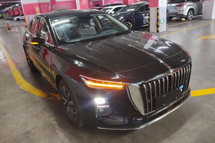 Used Hongqi H5 PHEV 2025 130 Super Hybrid Version Front Right 45 Deg