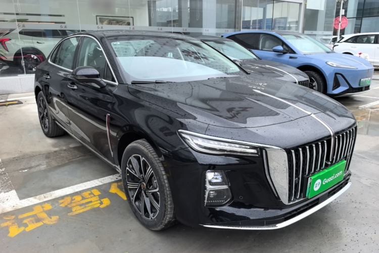 Used Hongqi H5 PHEV 2025 130 Super Hybrid Version Front Right 45 Deg