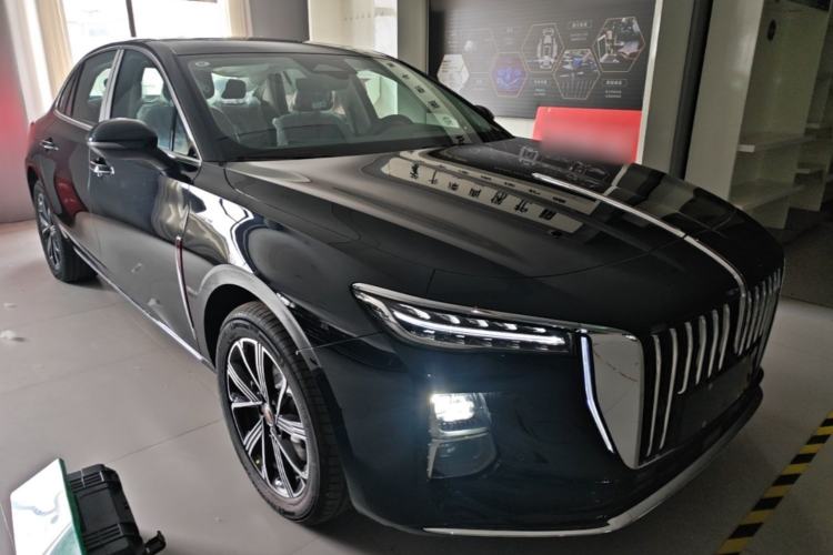 Used Hongqi H5 PHEV 2025 170 Super Hybrid Version Front Right 45 Deg