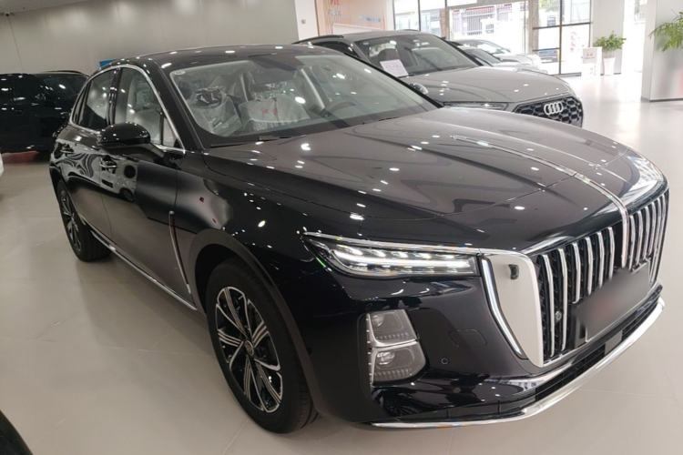 Used Hongqi H5 PHEV 2025 130 Super Hybrid Version Front Right 45 Deg