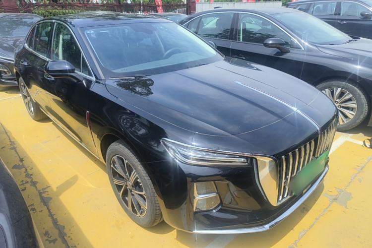 Used Hongqi H5 PHEV 2025 130 Super Hybrid Version Front Right 45 Deg