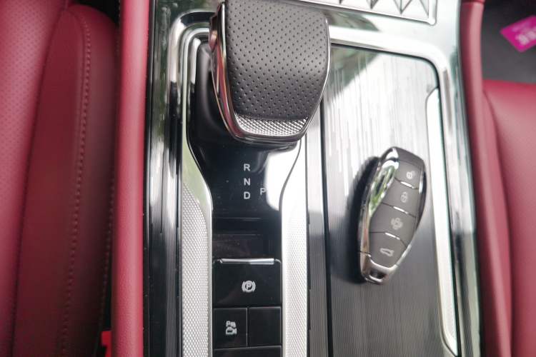 Used Hongqi H5 PHEV 2025 170 Super Hybrid Version Gear Lever
