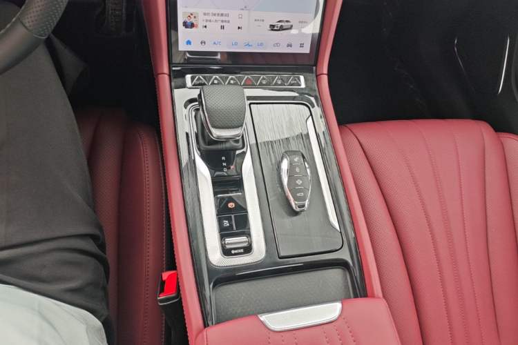 Used Hongqi H5 PHEV 2025 130 Super Hybrid Version Gear Lever