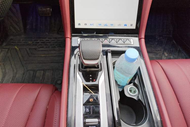 Used Hongqi H5 PHEV 2025 130 Super Hybrid Version Gear Lever