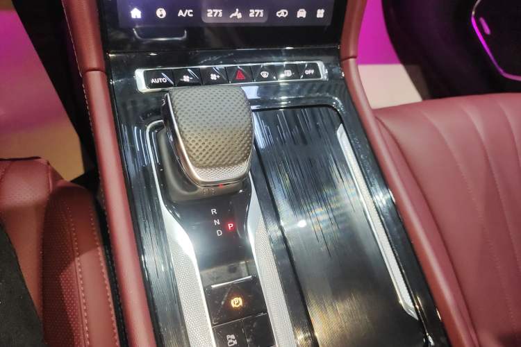 Used Hongqi H5 PHEV 2025 170 Super Hybrid Version Gear Lever