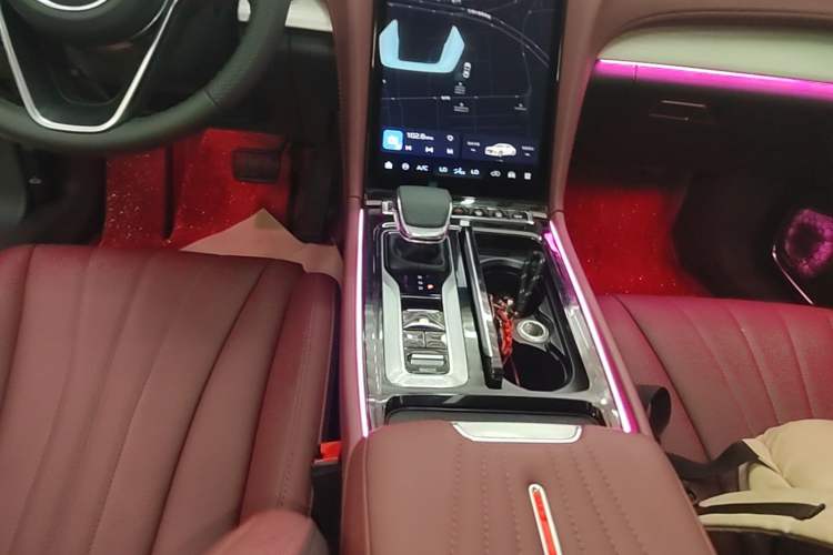 Used Hongqi H5 PHEV 2025 170 Super Hybrid Version Gear Lever
